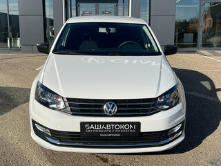 2019 Volkswagen Polo V Рестайлинг, белый, 1360000 рублей, вид 2