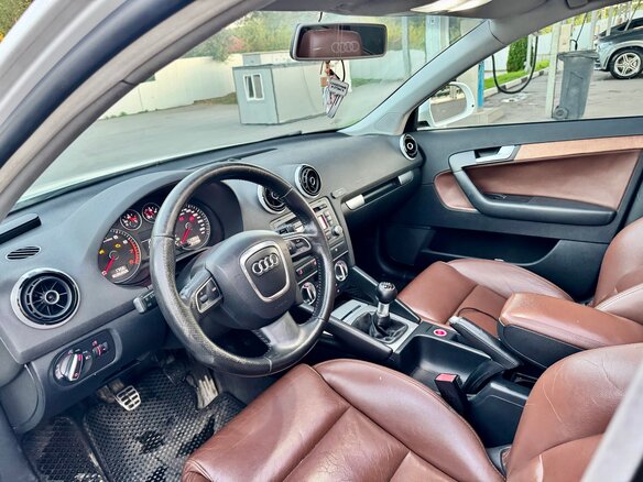 2009 Audi A3 II (8P) Рестайлинг 2, белый, 760000 рублей - вид 6