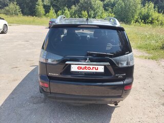 2008 Mitsubishi Outlander II, чёрный, 900000 рублей, вид 4