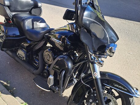 2016 Harley-Davidson Electra Glide, чёрный, 1250000 рублей, вид 4