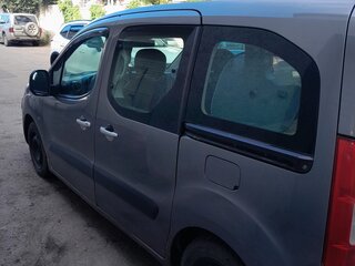 2010 Peugeot Partner II, серый, 350000 рублей, вид 3
