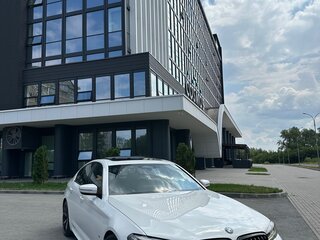 2020 BMW 5 серии 520d VII (G30/G31/G38) Рестайлинг, белый, 3650000 рублей, вид 3