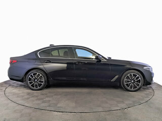 2020 BMW 5 серии 523i VII (G30/G31/G38) Рестайлинг, чёрный, 3365000 рублей, вид 4
