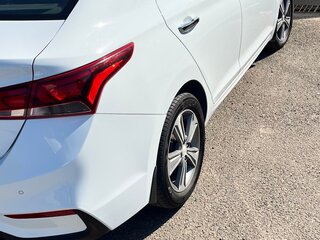 2017 Hyundai Solaris II, белый, 1270000 рублей, вид 5