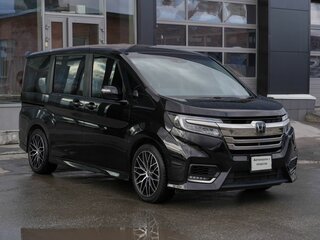 2018 Honda Stepwgn Spada V Рестайлинг, чёрный, 2400000 рублей, вид 3