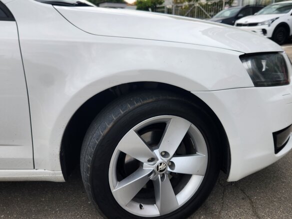 2014 Skoda Octavia III (A7), белый, 1130000 рублей - вид 15
