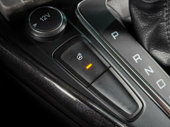 2016 Ford Focus III Рестайлинг, белый, 1399000 рублей - вид 18