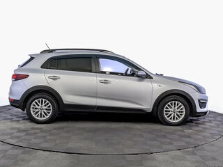 2018 Kia Rio X-Line IV, серебристый, 1501500 рублей, вид 4