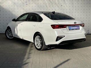 2019 Kia Cerato IV, белый, 1820000 рублей, вид 5