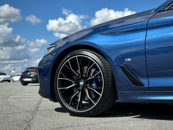 2020 BMW 5 серии 530i xDrive VII (G30/G31/G38) Рестайлинг, синий, 5550000 рублей - вид 13