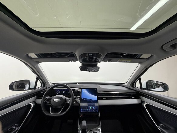 2024 Geely Atlas II, белый, 2910000 рублей - вид 19