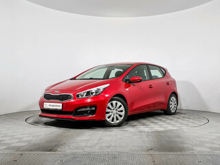 2017 Kia Ceed II Рестайлинг, красный, 1360000 рублей, вид 1