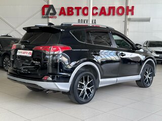 2017 Toyota RAV4 IV (XA40) Рестайлинг, чёрный, 2400000 рублей, вид 5