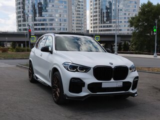 2020 BMW X5 40i IV (G05/G18), белый, 8900000 рублей, вид 1