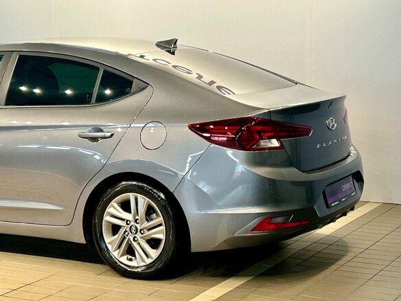 2018 Hyundai Elantra VI (AD), серый - вид 5