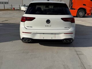 2022 Volkswagen Golf VIII, белый, 1980000 рублей, вид 5