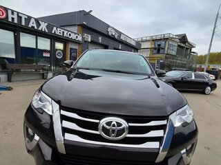 2018 Toyota Fortuner II, коричневый, 3000000 рублей, вид 1