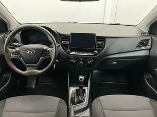 2020 Hyundai Solaris II Рестайлинг, красный, 1390000 рублей, вид 5