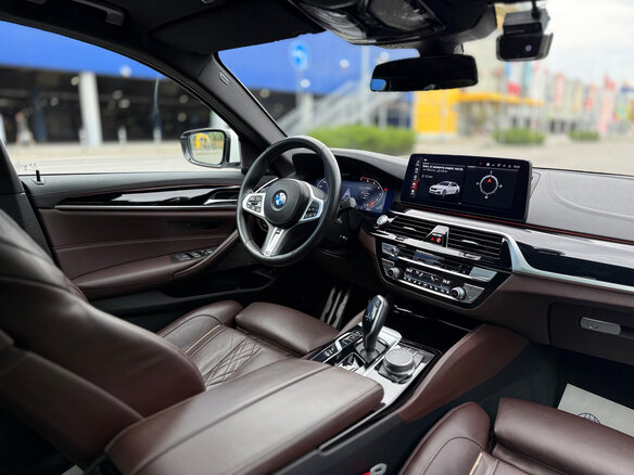 2021 BMW 5 серии 530i VII (G30/G31/G38) Рестайлинг, белый, 4950000 рублей - вид 18