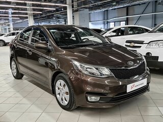 2016 Kia Rio III Рестайлинг, коричневый, 1220000 рублей, вид 2