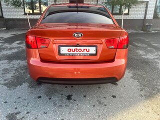 2011 Kia Cerato 6-speed II, оранжевый, 550000 рублей, вид 2
