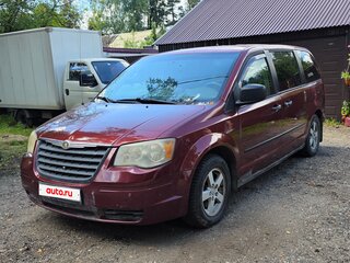 2007 Chrysler Town & Country V, красный, 730000 рублей, вид 1