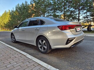 2020 Kia Cerato IV, серебристый, 1950000 рублей, вид 4