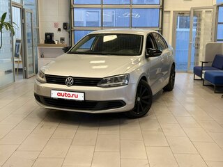 2011 Volkswagen Jetta VI, серебристый, 830000 рублей, вид 1