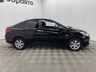 2012 Hyundai Solaris I, чёрный, 830000 рублей, вид 4