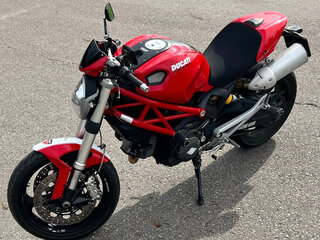 2008 Ducati Monster 696, красный, 399000 рублей, вид 3