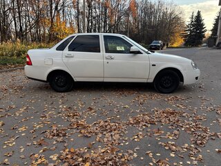 2013 Lada (ВАЗ) Priora I Рестайлинг, белый, 280000 рублей, вид 2