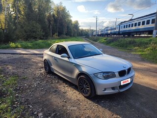 2008 BMW 1 серии 125i I (E81/E82/E87/E88) Рестайлинг, серебристый, 1150000 рублей, вид 3