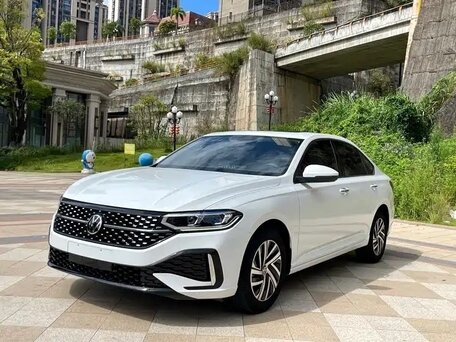 2023 Volkswagen Lavida III Рестайлинг, белый, 1440000 рублей, вид 1