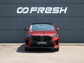 2024 BMW X2 xDrive25i II (U10), красный, 5565000 рублей, вид 3