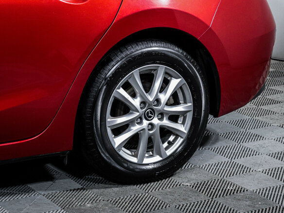 2018 Mazda 3 III (BM) Рестайлинг, красный, 1533448 рублей - вид 14