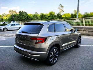 2022 Skoda Karoq DSG7 I, серый, 1770000 рублей, вид 5