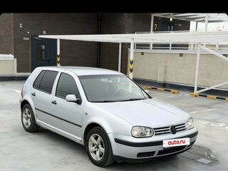 2000 Volkswagen Golf IV, серебристый, 235000 рублей, вид 2