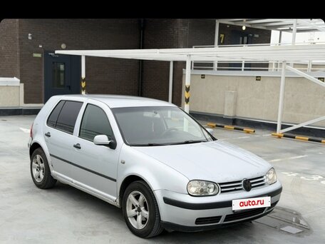 2000 Volkswagen Golf IV, серебристый, 235000 рублей, вид 2