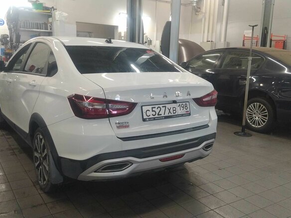 2023 Lada (ВАЗ) Vesta SW Cross I Рестайлинг (NG), белый, 1234000 рублей - вид 3