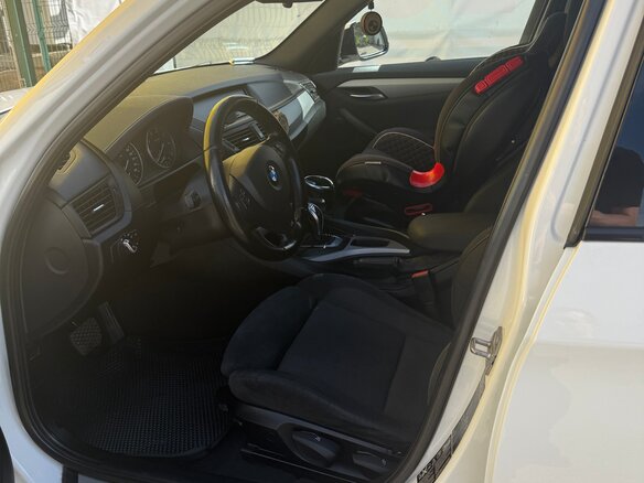 2014 BMW X1 20i I (E84) Рестайлинг, белый, 1599000 рублей - вид 7