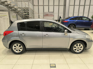 2010 Nissan Tiida I, серый, 450000 рублей, вид 4