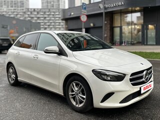 2019 Mercedes-Benz B-Класс 180 III (W247), белый, 2100000 рублей, вид 3