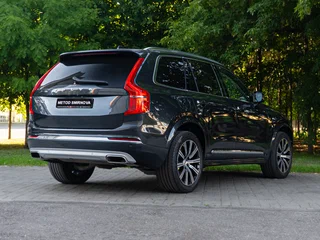 2020 Volvo XC90 B5 II Рестайлинг 1, серый, 5390000 рублей, вид 4