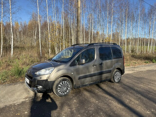2013 Peugeot Partner II Рестайлинг, серый, 500000 рублей, вид 4