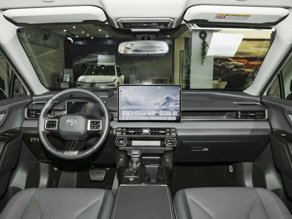 2026 Toyota Wildlander II, серый, 4080000 рублей - вид 9