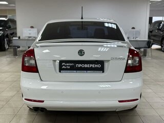 2013 Skoda Octavia II (A5) Рестайлинг, белый, 675000 рублей, вид 5