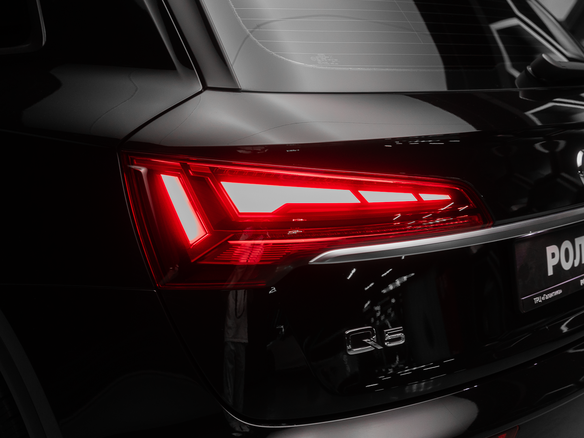 2021 Audi Q5 45 TFSI II (FY) Рестайлинг, чёрный, 3850000 рублей - вид 11
