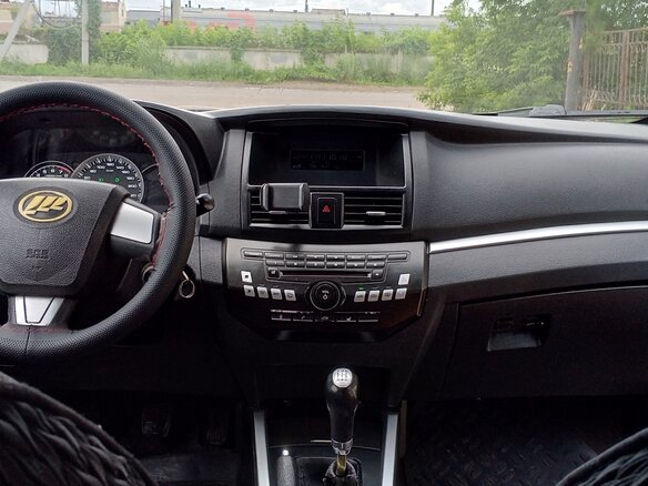 2014 Lifan Cebrium (720), серый, 260000 рублей - вид 9