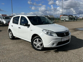 2014 Renault Sandero I, белый, 432640 рублей, вид 1