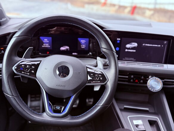 2021 Volkswagen Golf R VIII, чёрный - вид 5